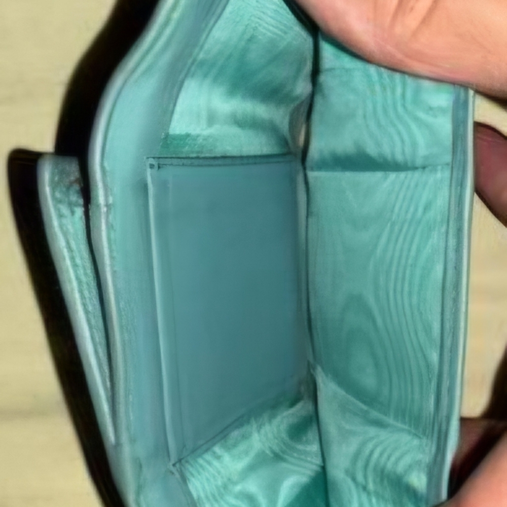Gucci Aqua Leather Wallet with Bamboo Accent - Picture 8 of 10